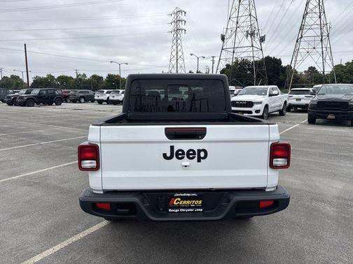 2025 Jeep Gladiator Sport S