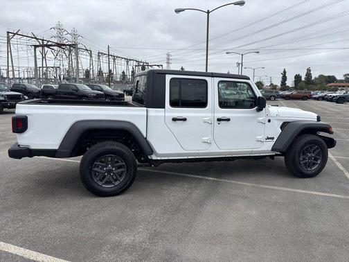 2025 Jeep Gladiator Sport S