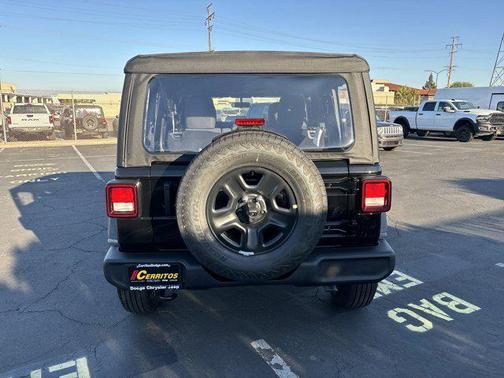 2025 Jeep Wrangler Sport