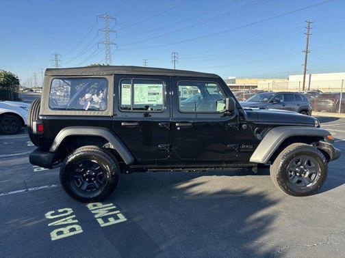 2025 Jeep Wrangler Sport