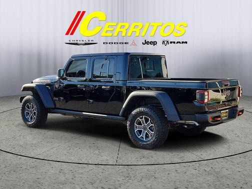 Black Clearcoat 2026 Jeep Gladiator Mojave 4x4