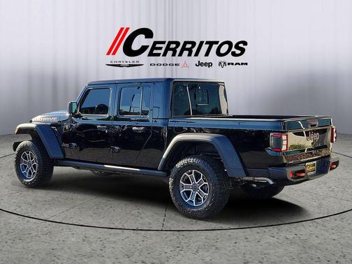 Black Clearcoat 2026 Jeep Gladiator Mojave 4x4