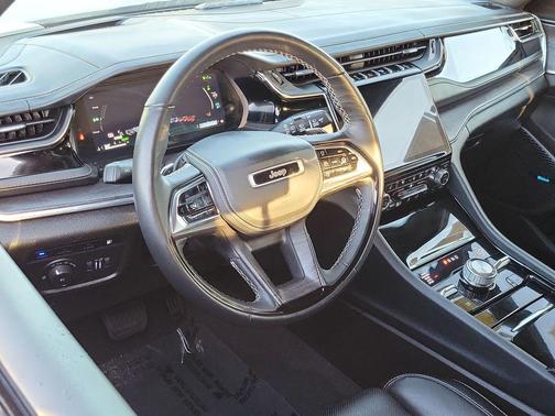 2023 Jeep Grand Cherokee 4xe Overland