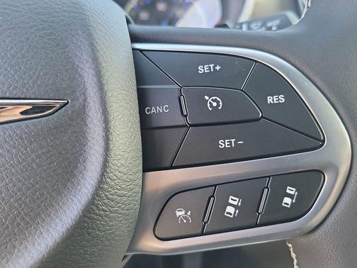 2026 Chrysler Pacifica L