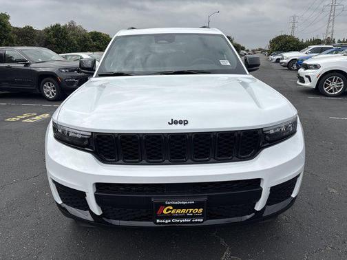 2025 Jeep Grand Cherokee L Altitude
