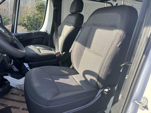 2025 RAM ProMaster 1500 Low Roof