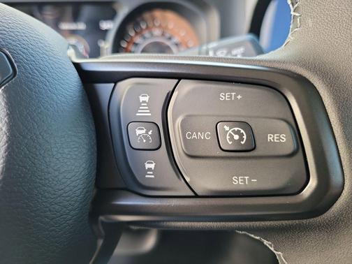 2026 Jeep Gladiator Mojave 4x4