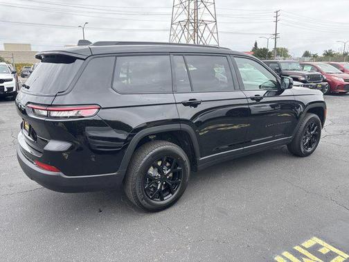 2025 Jeep Grand Cherokee L Altitude