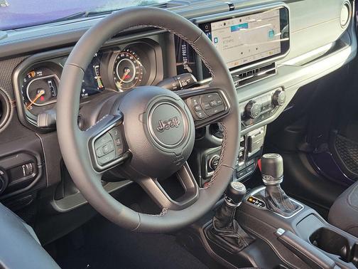 2026 Jeep Gladiator Mojave 4x4