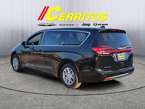 2026 Chrysler Pacifica L