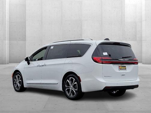 2026 Chrysler Pacifica L