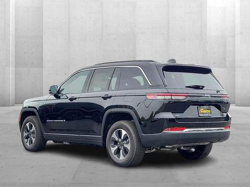 2025 Jeep Grand Cherokee 4xe Base