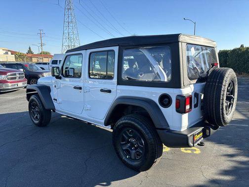 2025 Jeep Wrangler Sport