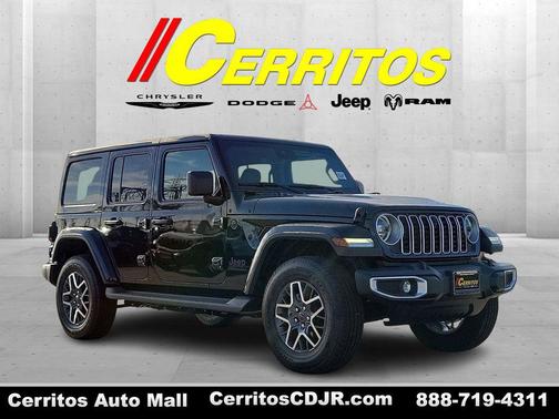 2025 Jeep Wrangler 4-Door Sahara 4x4