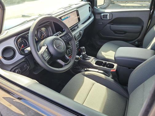 2026 Jeep Gladiator Willys 4x4