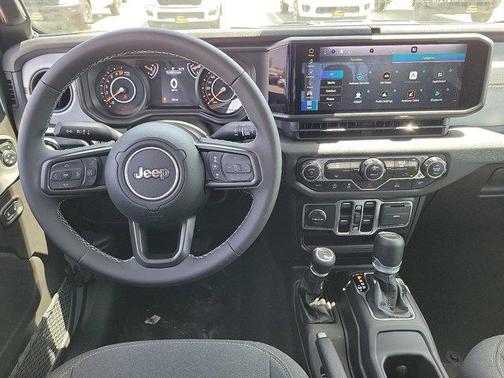 2025 Jeep Gladiator Sport S