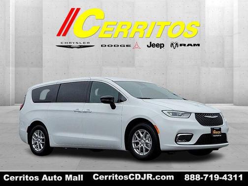 2025 Chrysler Pacifica L