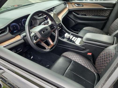 2023 Jeep Grand Cherokee Summit