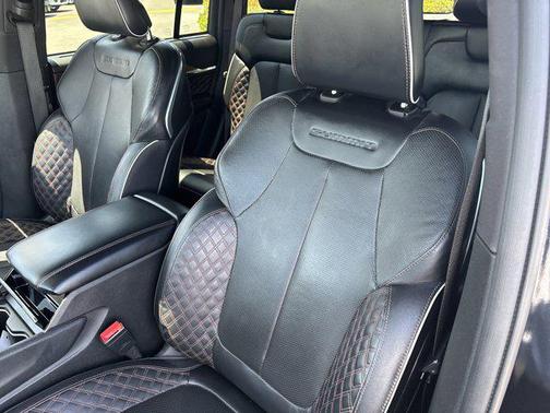 2023 Jeep Grand Cherokee Summit