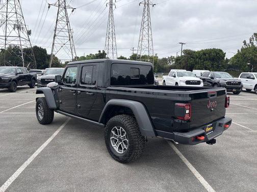2025 Jeep Gladiator Mojave