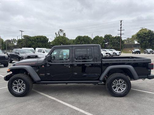 2025 Jeep Gladiator Mojave