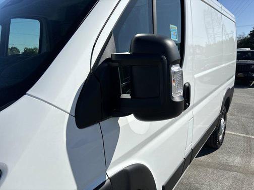 2025 RAM ProMaster 1500 Low Roof
