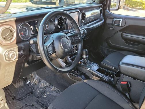 2021 Jeep Wrangler Unlimited Sport Altitude