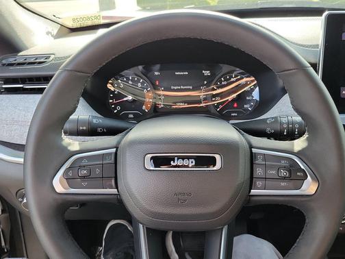 2023 Jeep Compass Latitude Lux