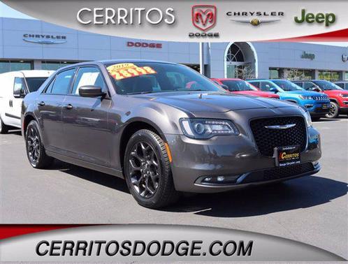 2019 Chrysler 300 S