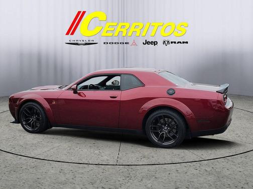 Octane Red Pearlcoat 2022 Dodge Challenger R/T Scat Pack Widebody