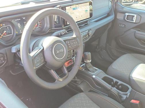 2026 Jeep Gladiator Mojave 4x4