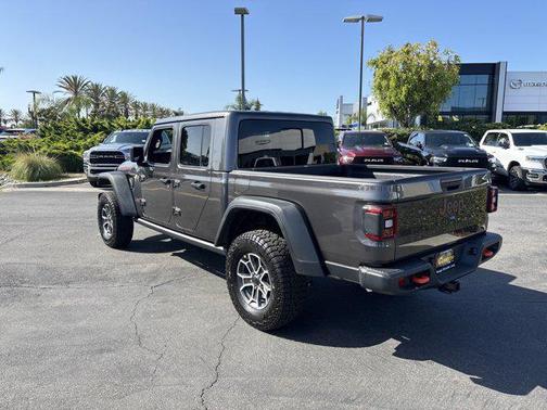 2025 Jeep Gladiator Mojave