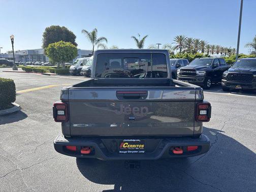 2025 Jeep Gladiator Mojave