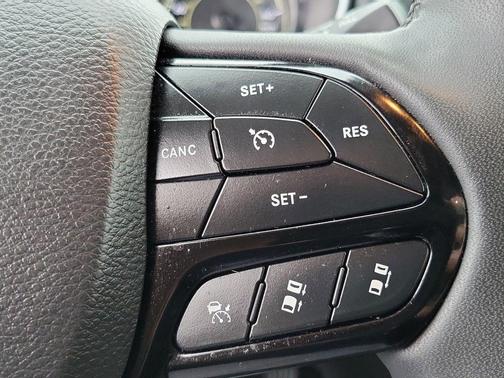 2023 Jeep Cherokee Altitude