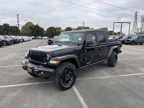 2025 Jeep Gladiator Willys