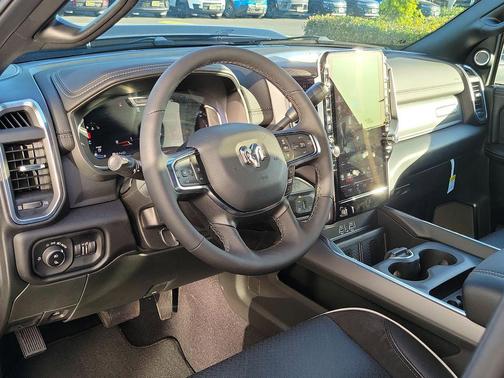 2026 RAM 2500 Laramie Crew Cab 4x4 6'4' Box