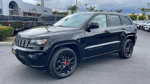2017 Jeep Grand Cherokee Altitude