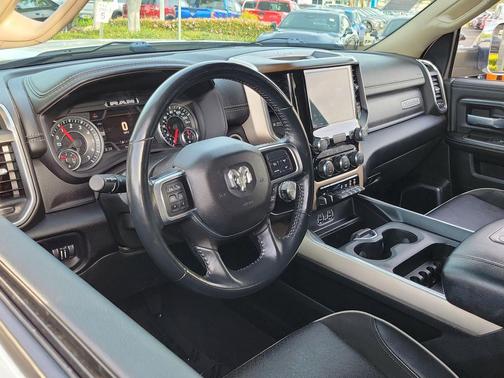 2022 RAM 2500 Laramie Crew Cab 4x4 6'4' Box