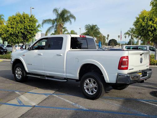 2022 RAM 2500 Laramie Crew Cab 4x4 6'4' Box