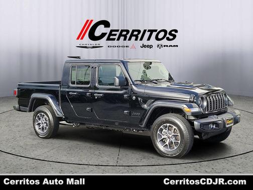Black Clearcoat 2026 Jeep Gladiator Sport S