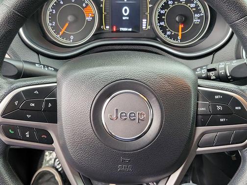 Billet Silver Metallic Clearcoat 2019 Jeep Cherokee Latitude