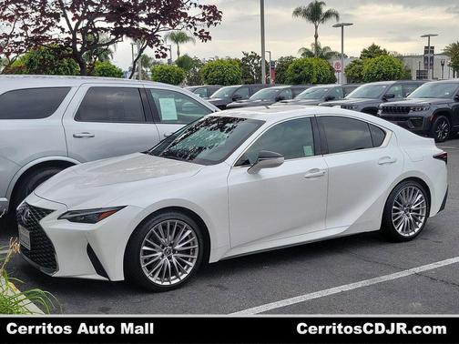 Eminent White Pearl 2024 Lexus IS 300 Base
