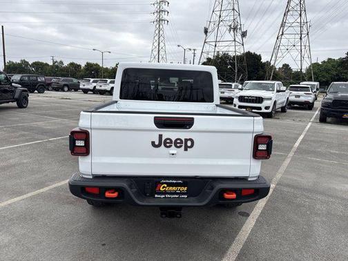 2025 Jeep Gladiator Mojave