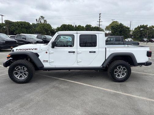 2025 Jeep Gladiator Mojave
