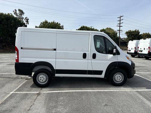 2025 RAM ProMaster 1500 Low Roof