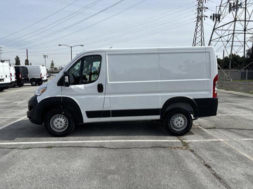 2025 RAM ProMaster 1500 Low Roof