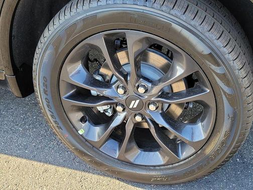 DB Black Clearcoat 2026 Dodge Durango GT Plus
