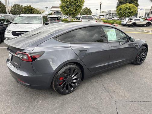 2023 Tesla Model 3 Performance