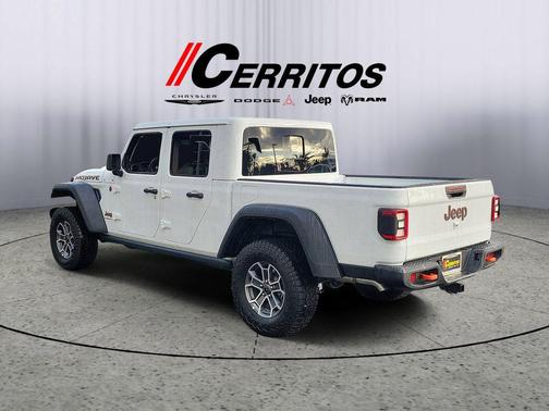 Bright White Clearcoat 2026 Jeep Gladiator Mojave 4x4