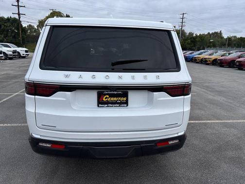 2022 Jeep Wagoneer Series III 4x4